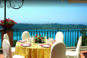 vista del lago di Castel Gandolfo